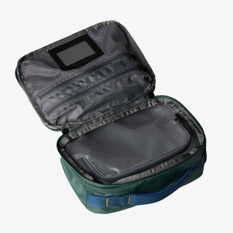 The North Face Base Camp Voyager Toiletry Kit 