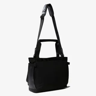 The North Face BASE CAMP VOYAGER TOTE 