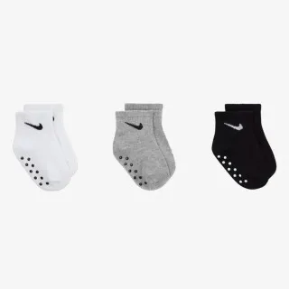 Nike NHN CORE SWOOSH GRIPPER 