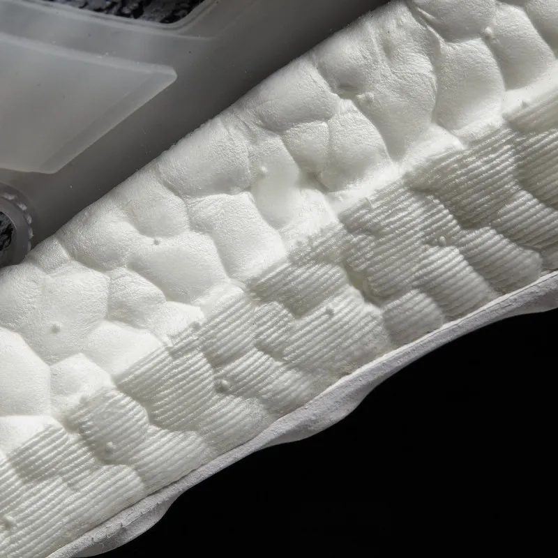 adidas ULTRABOOST 