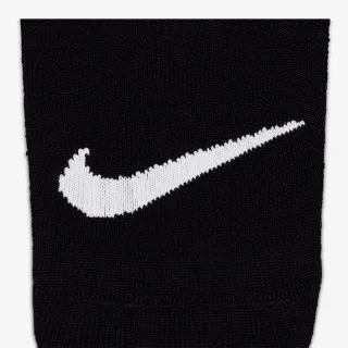 Nike Everyday Plus 