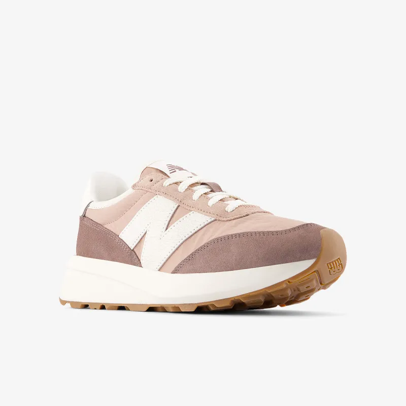 New Balance 370 
