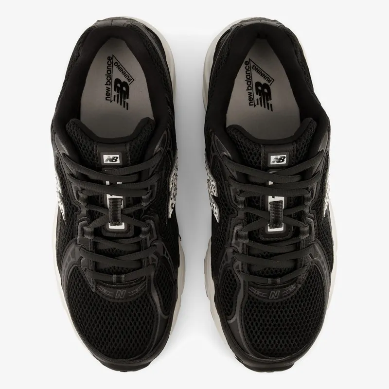 New Balance 740 