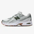New Balance 740 