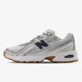 New Balance 740 