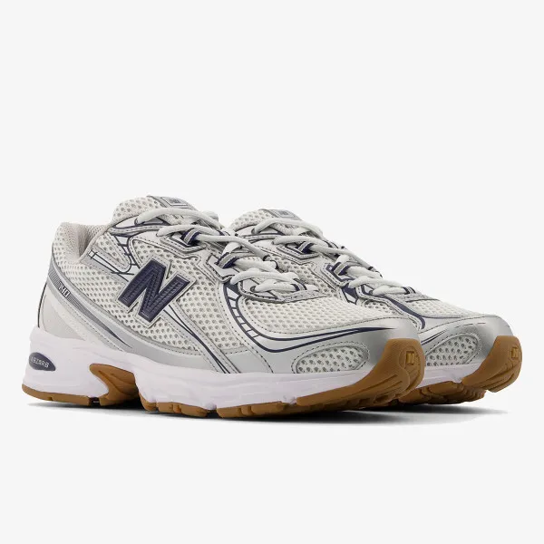 New Balance 740 