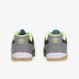 Umbro PIVOT IC 