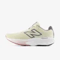 New Balance 520 