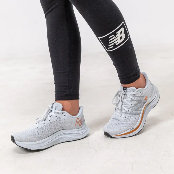 New Balance FUEL CELL 