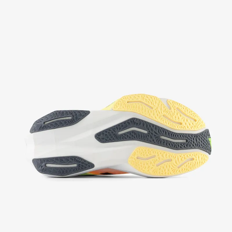 New Balance FuelCell Rebel 