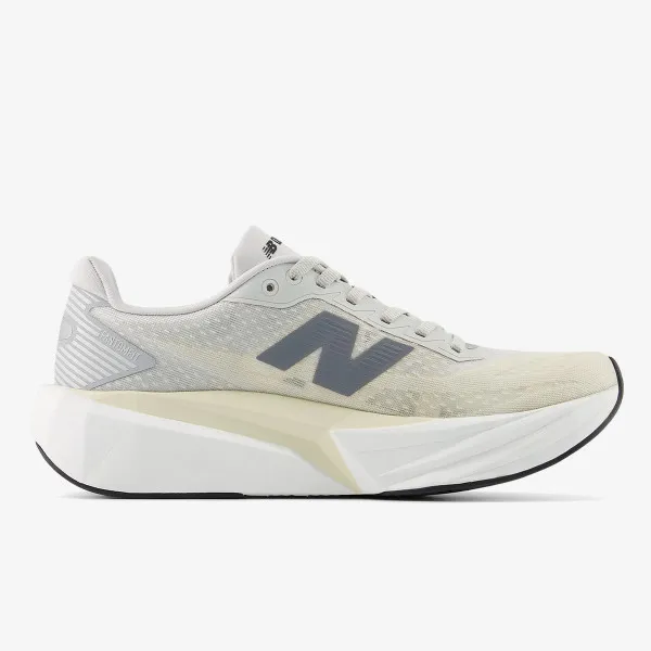 New Balance W FC REBEL 