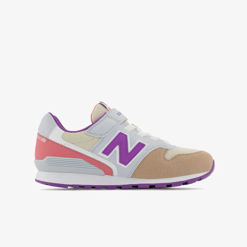 New Balance 996 