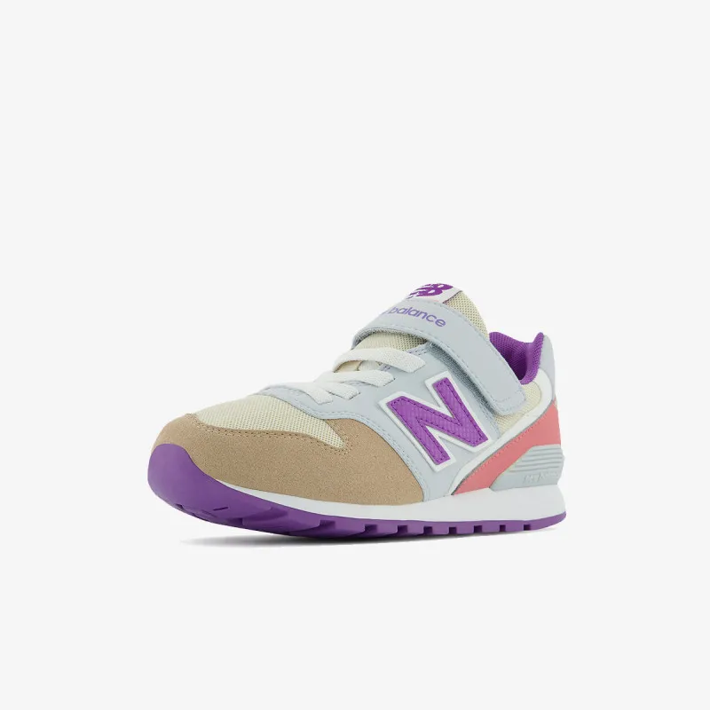 New Balance 996 