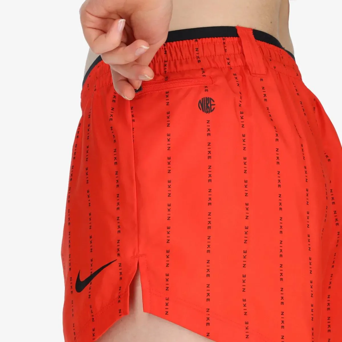 Nike Kratke hlače Dri-FIT Tempo Luxe Icon Clash 