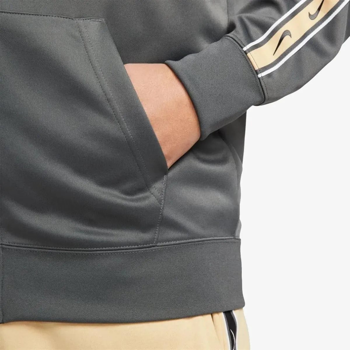 Nike Majica s kapuljačom na patent Sportswear Repeat 