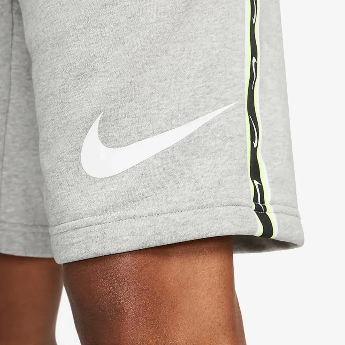 Nike Kratke hlače Repeat 
