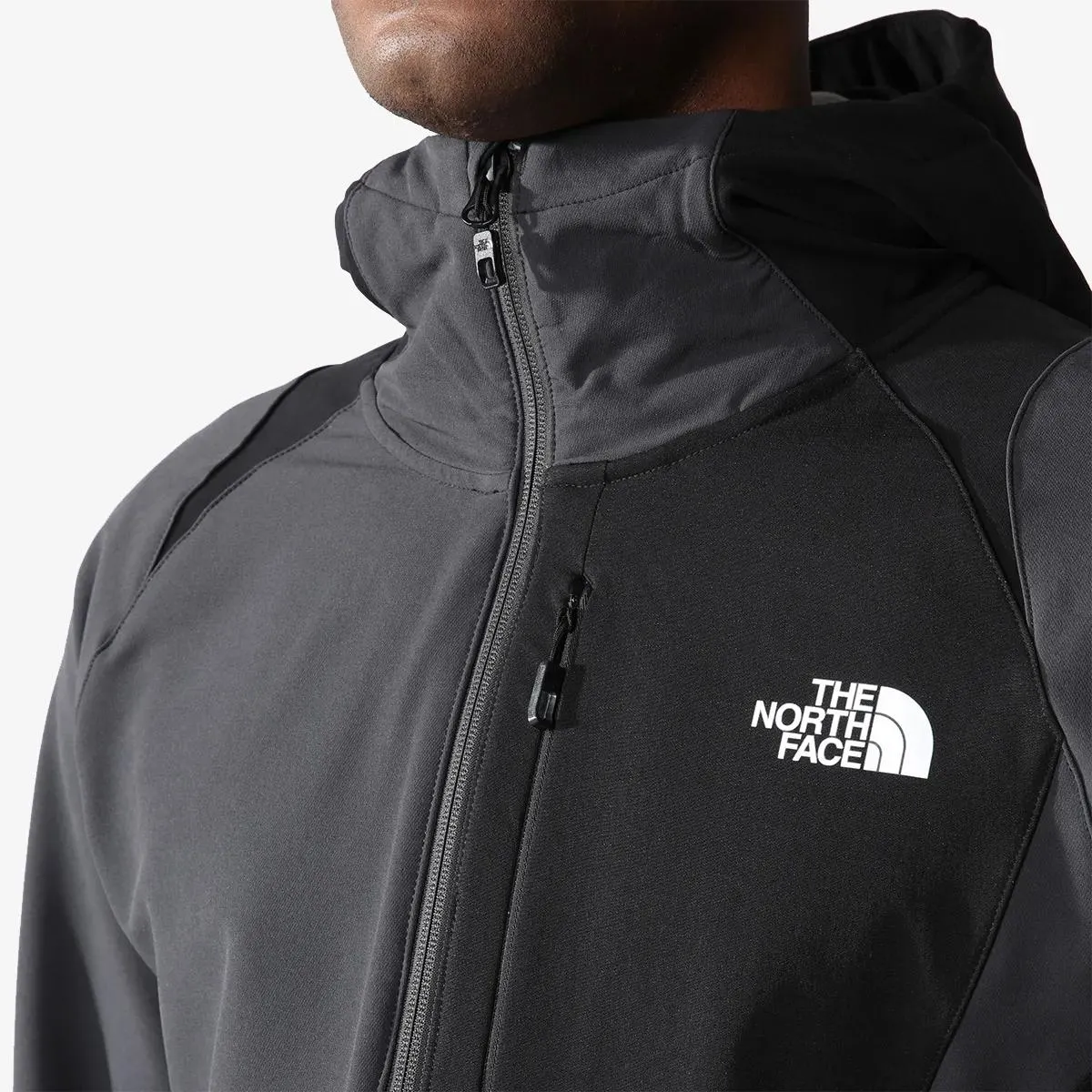 The North Face Jakna M AO SOFTSHELL HOODIE 